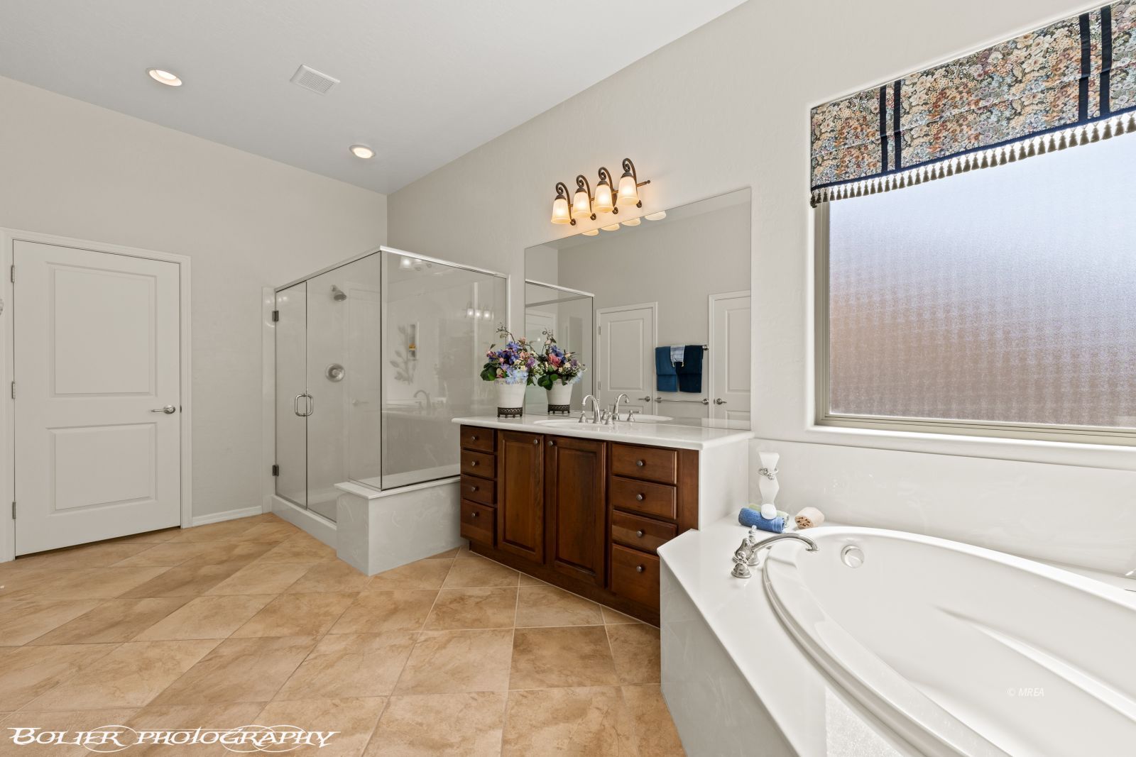 1067  Rim Rock Ridge 