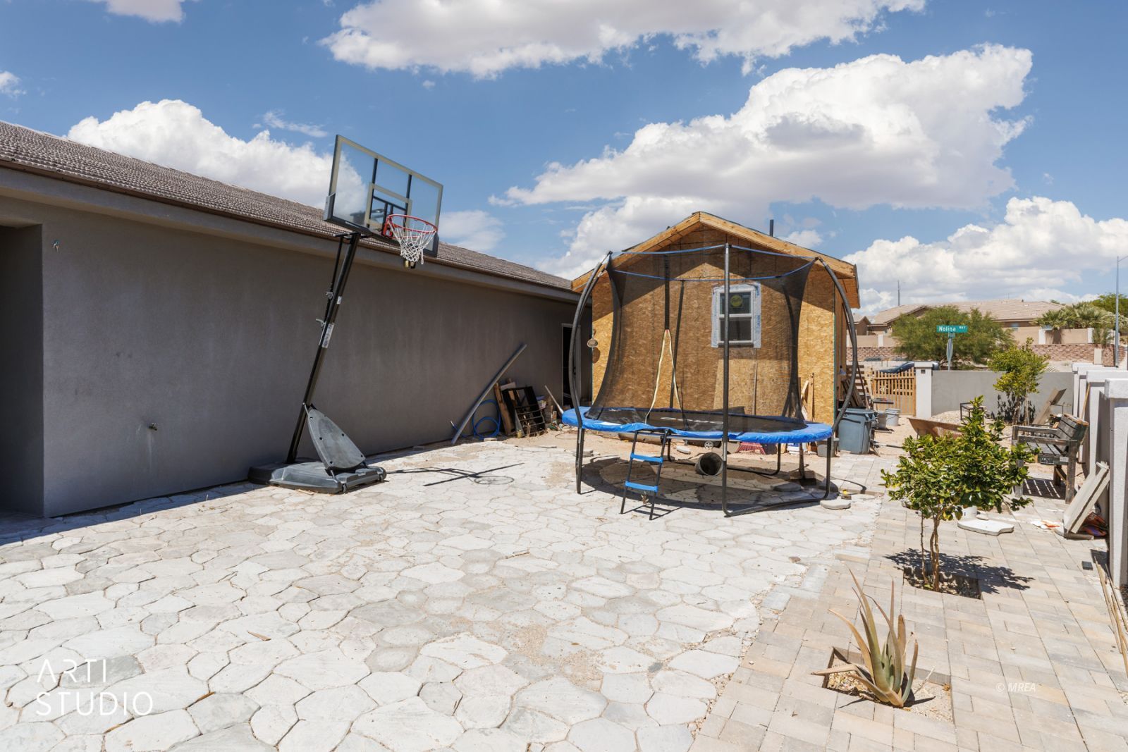 458  Nolina Way