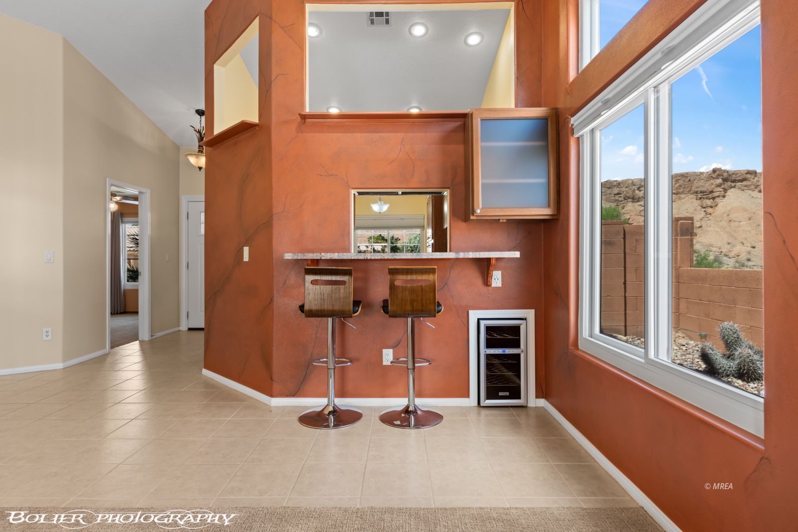 998  Opal St