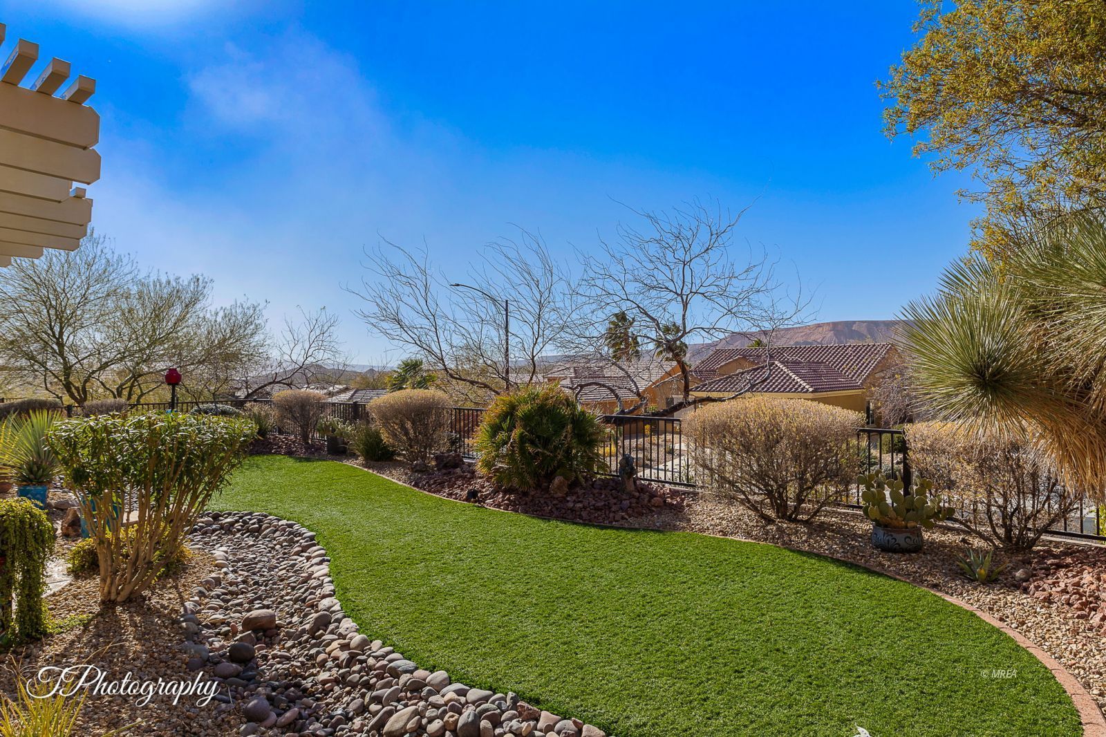 993  Starlight Terrace Way