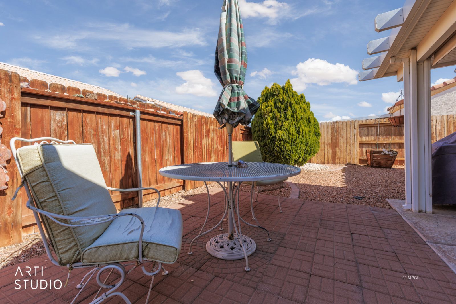 289  Muscat Drive 