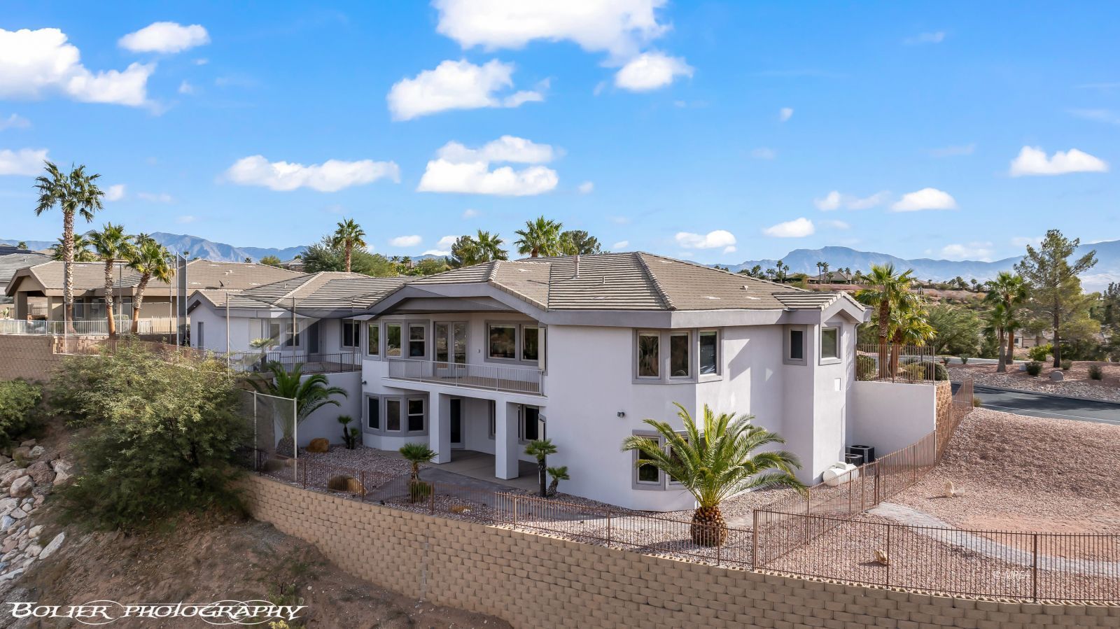 1111  Falcon Nest Ct