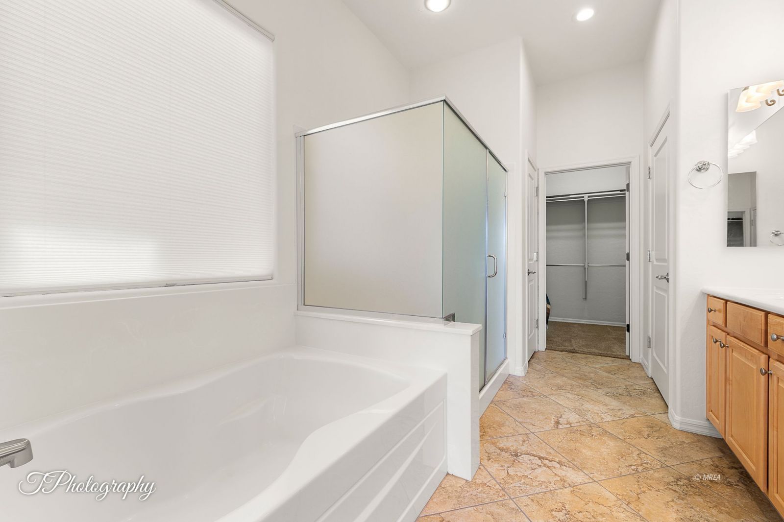 993  Starlight Terrace Way