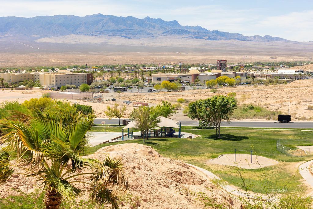 890  Kitty Hawk Dr #224