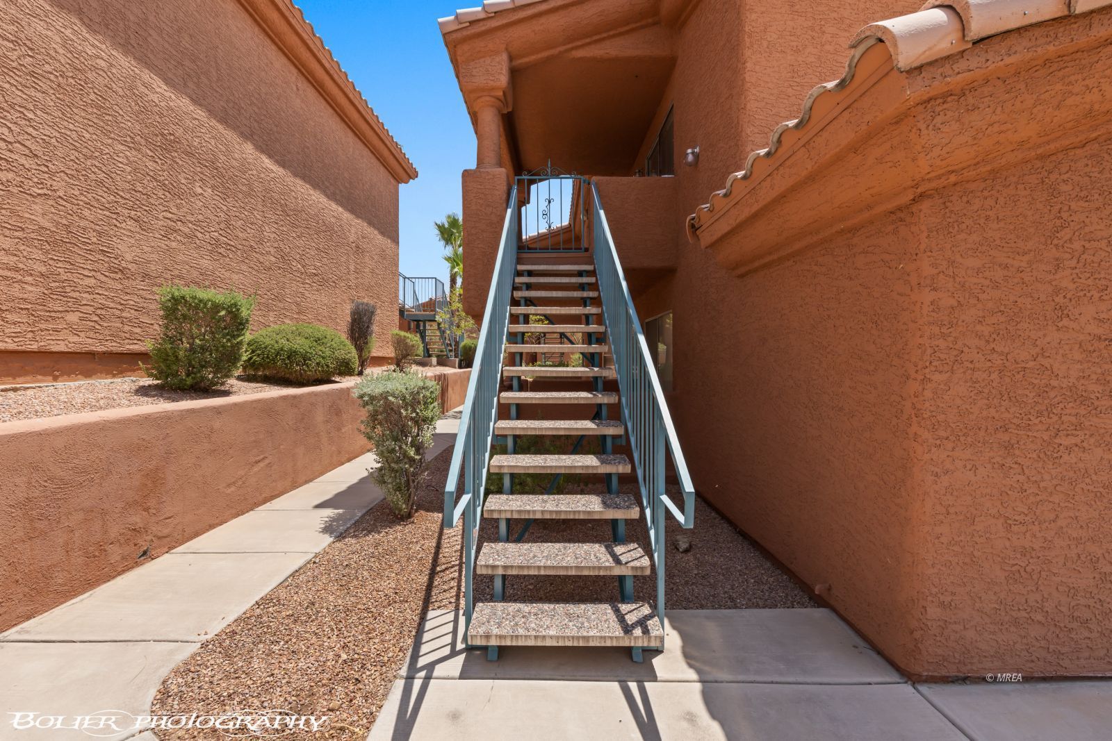 957  Mesquite Springs Dr #201