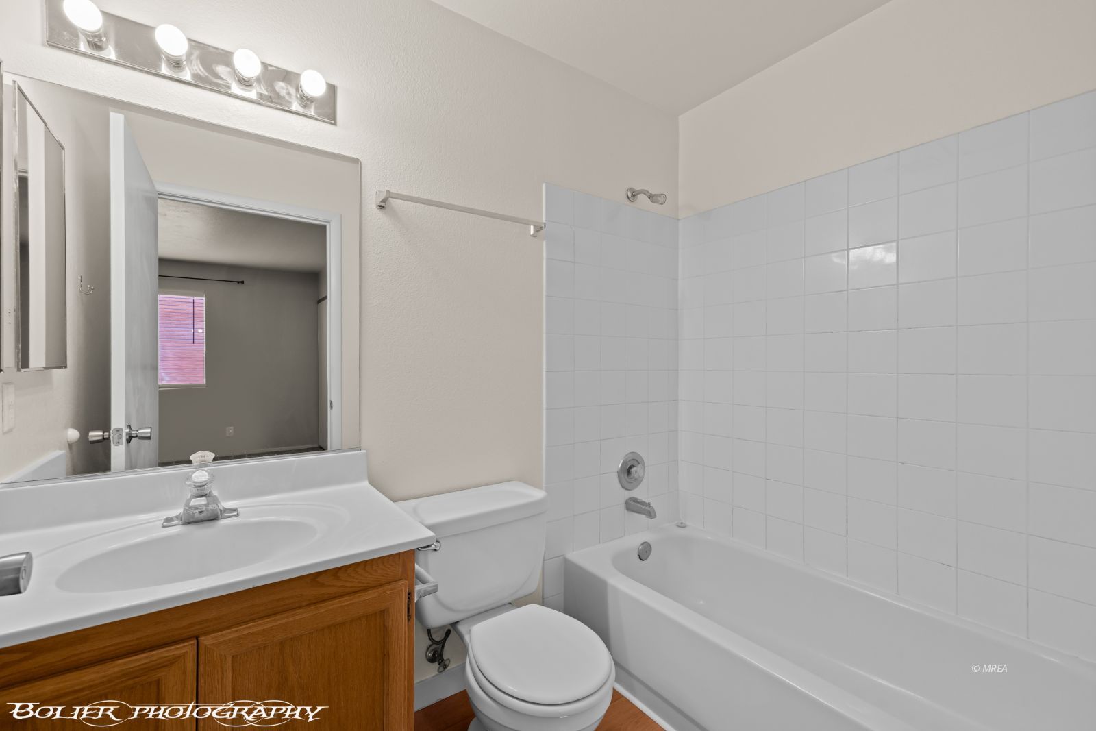 957  Mesquite Springs Dr #201