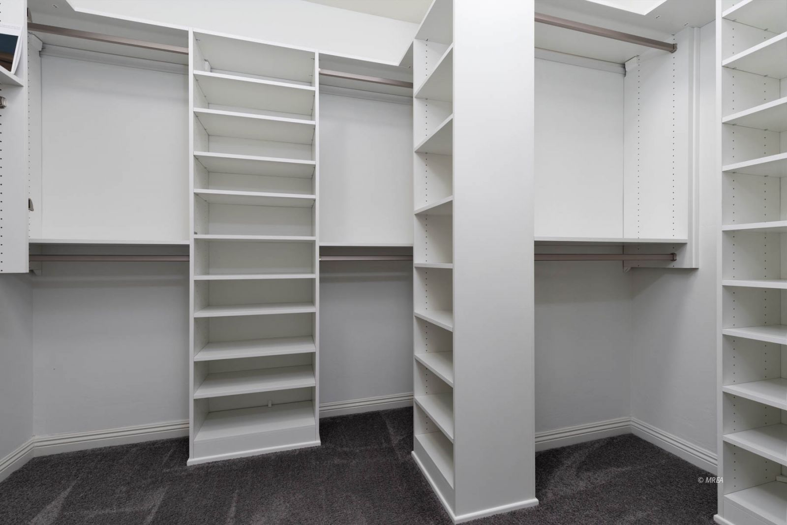 1147  Pebble View Ln