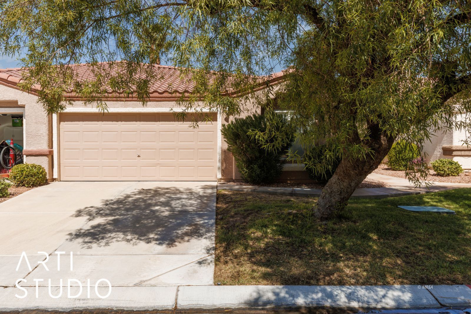 517  Beacon Ridge Way