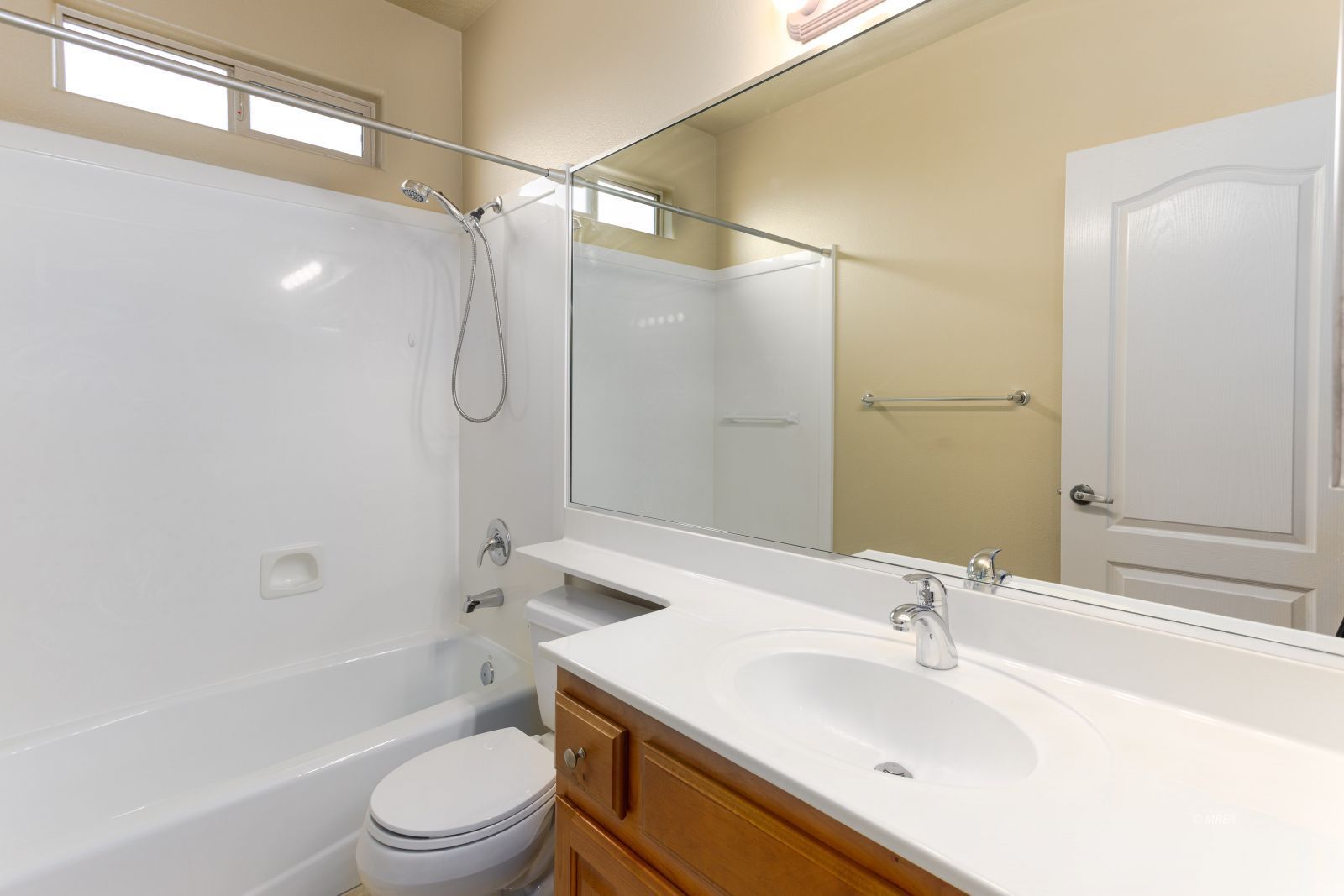 1407  Vista Del Ciudad Dr