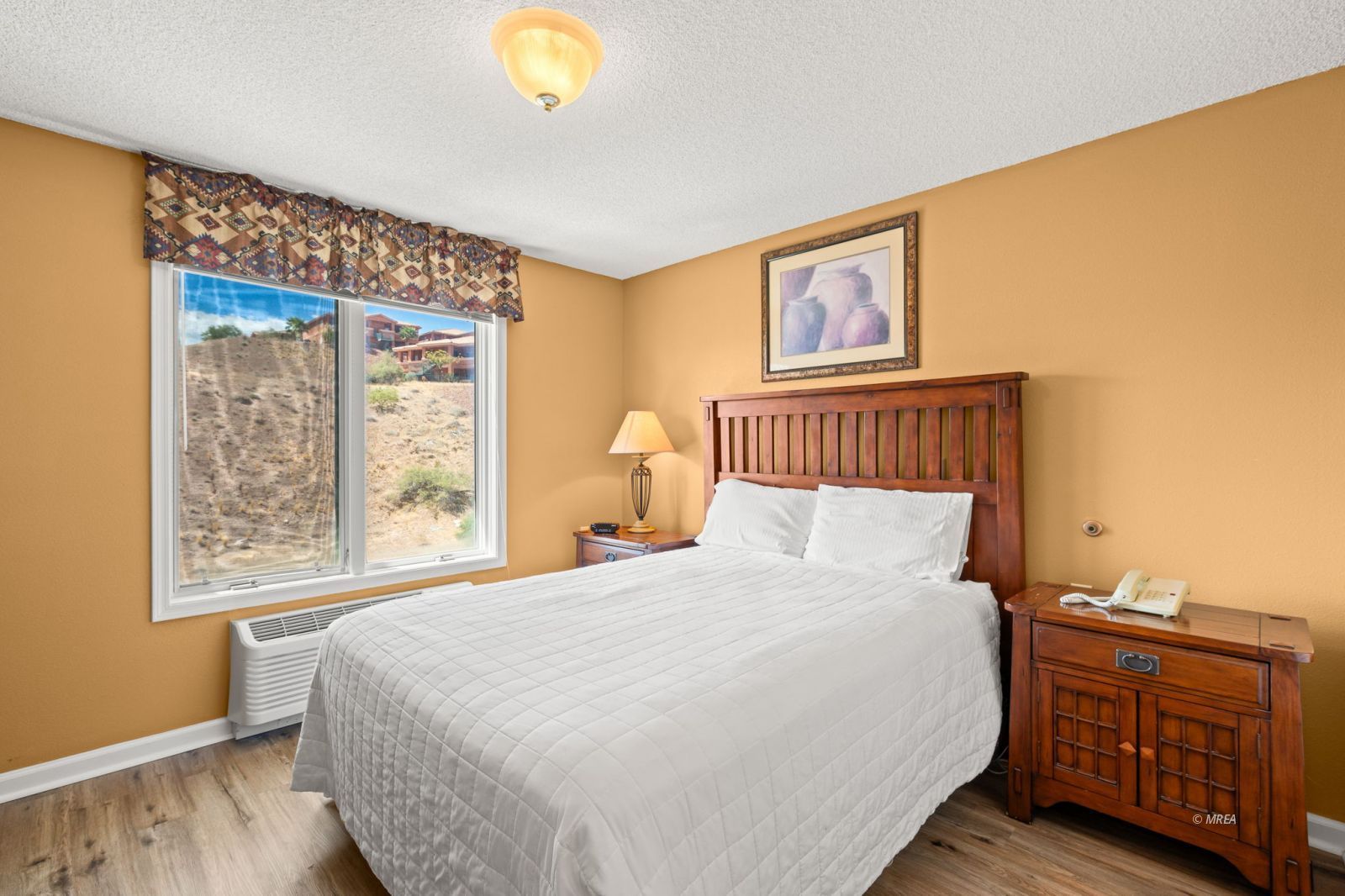 555  Highland Dr #307