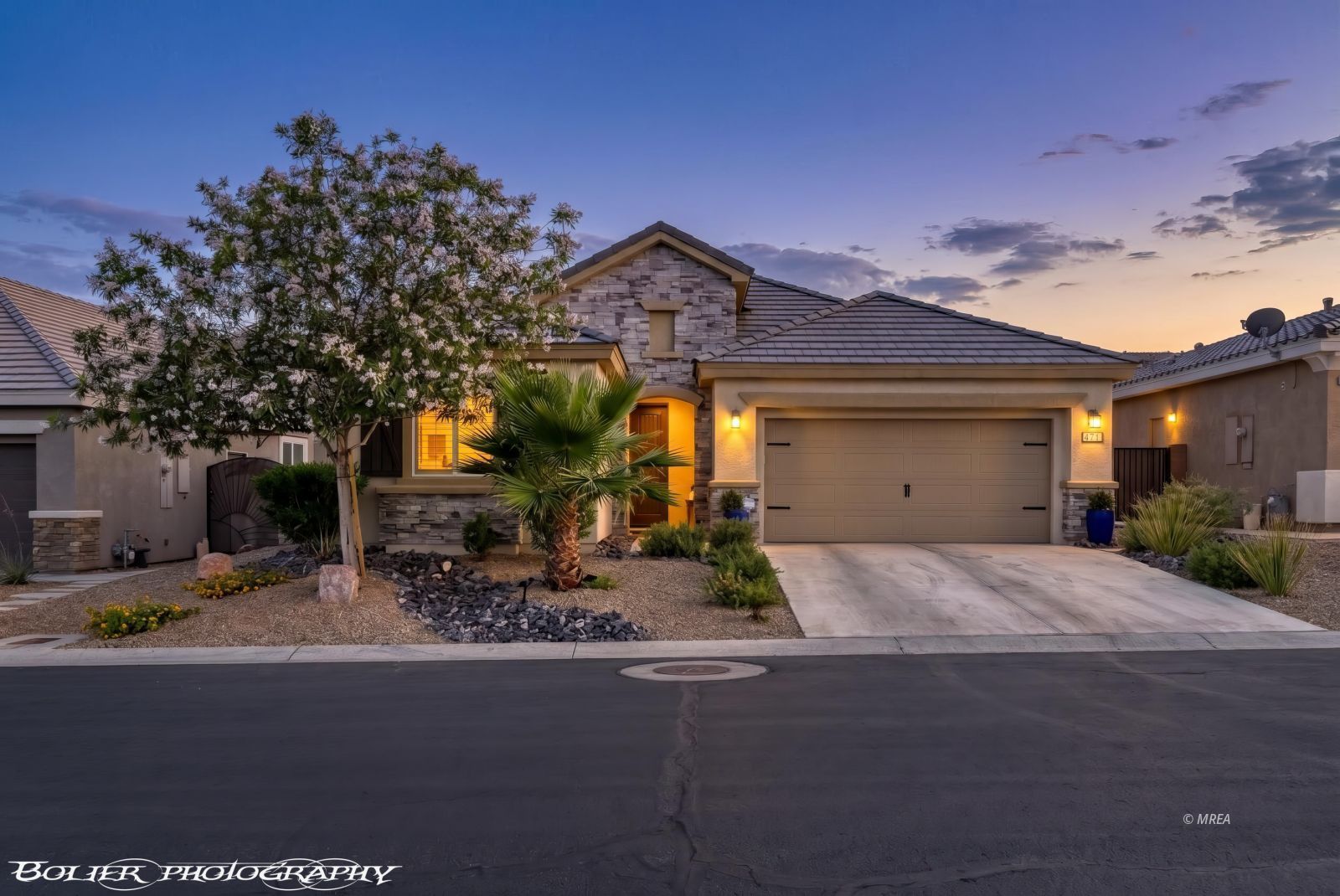 472  Paradise Valley Hts 
