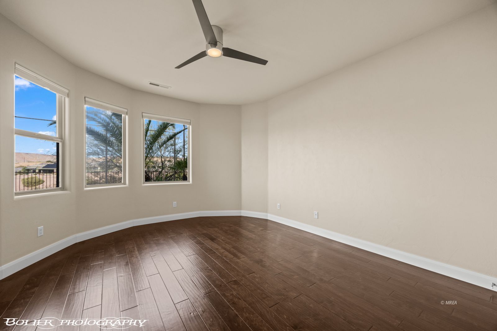 1111  Falcon Nest Ct