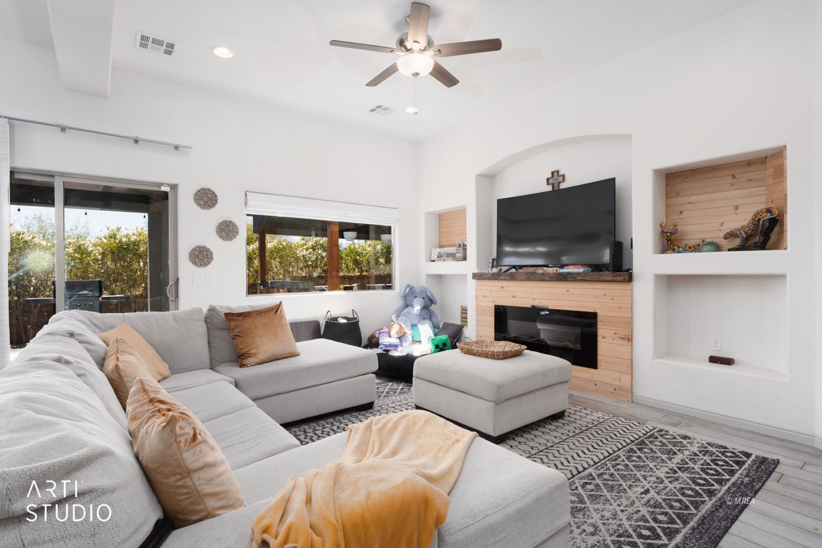458  Nolina Way