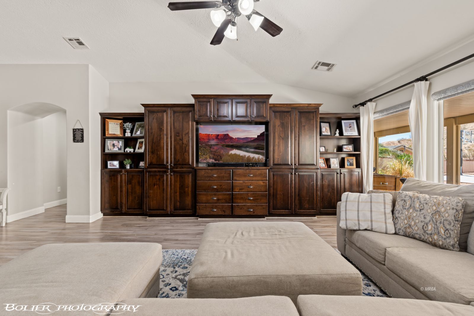 564  Desert Tortoise Way