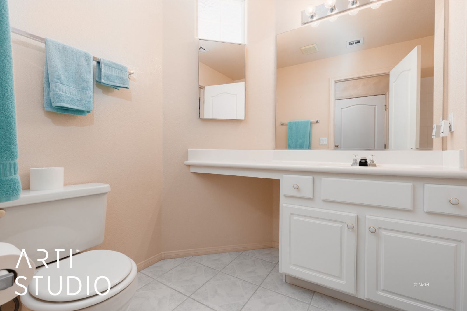 517  Beacon Ridge Way