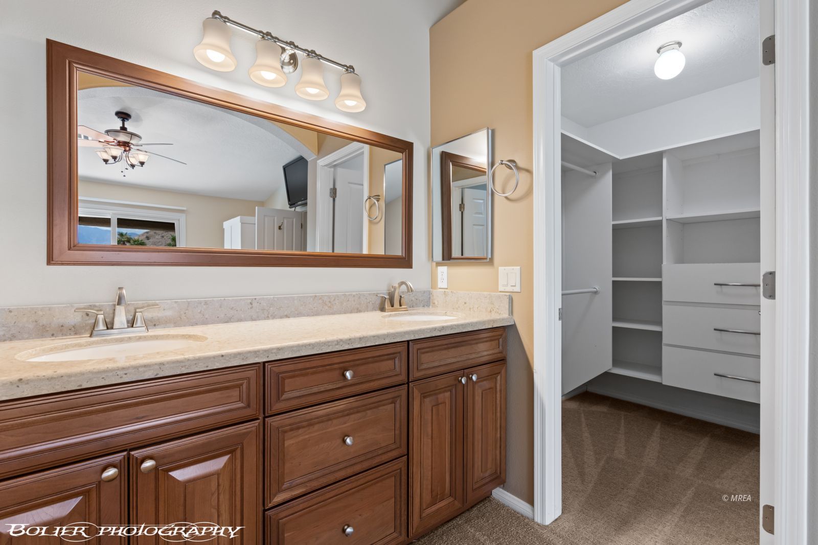 998  Opal St