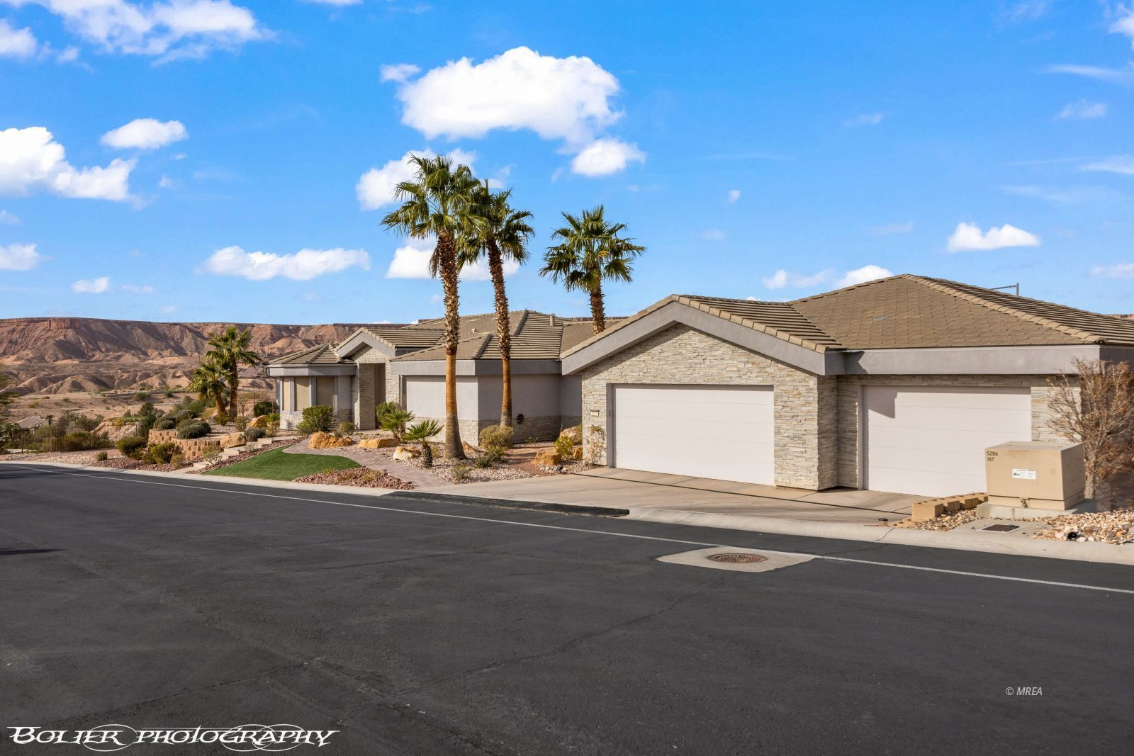 1111  Falcon Nest Ct