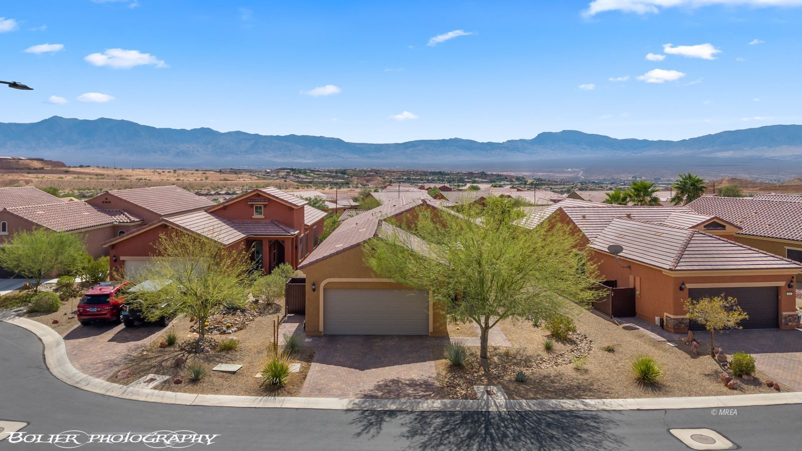 591  Bridle Path Cir