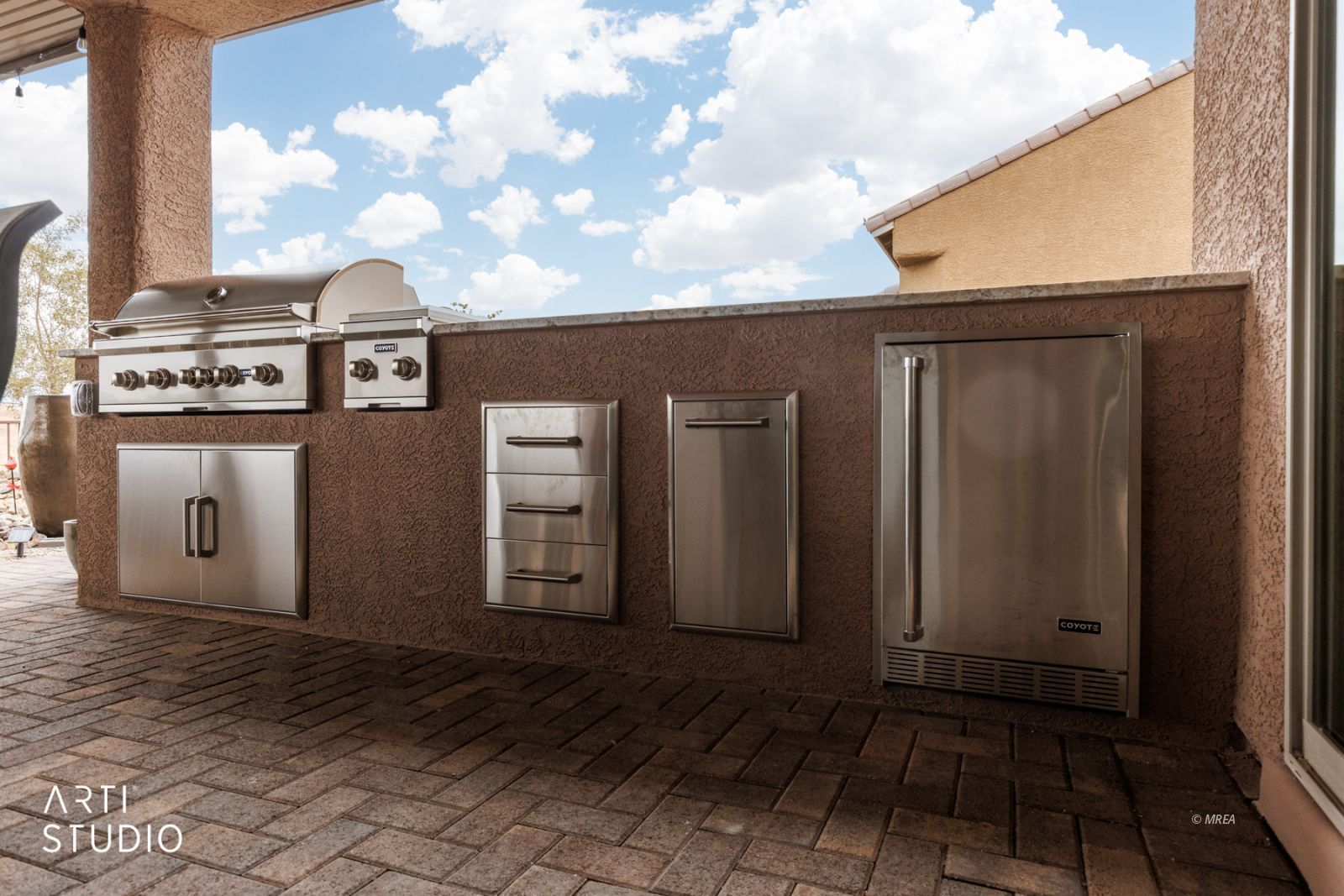 1202  Dreamcatcher Bluff 