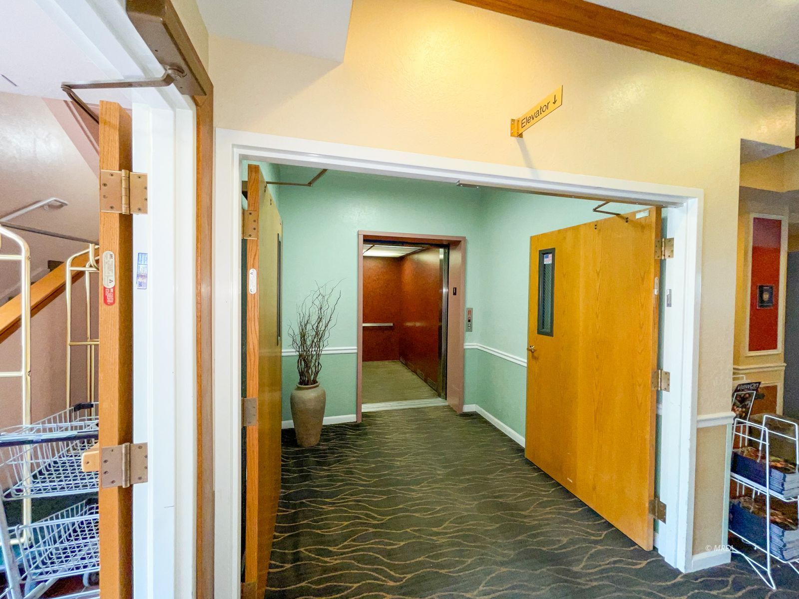 555  Highland Dr #219