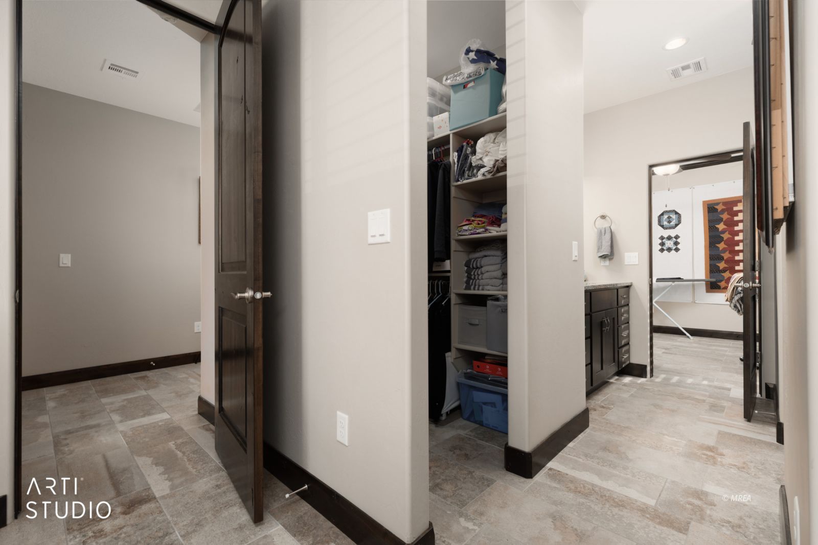 1534  Royal Vista Ln