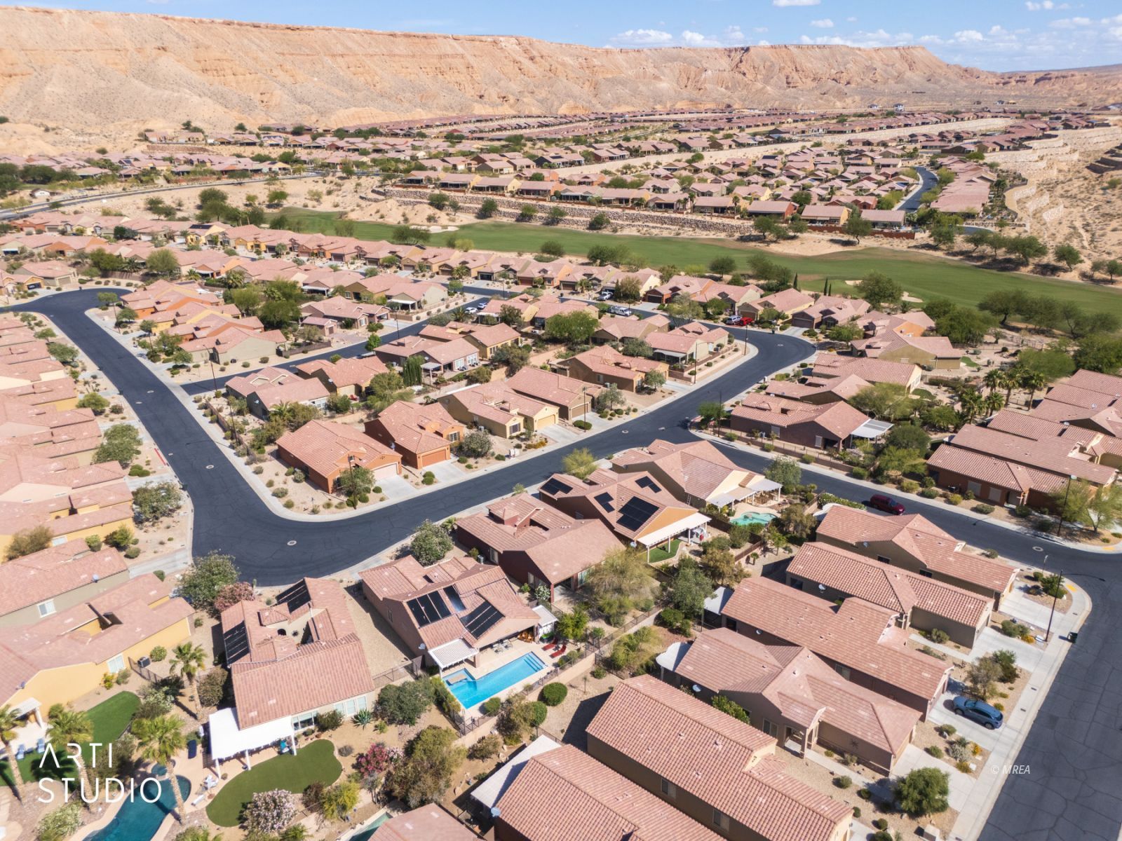 1064  Buckboard Trail 