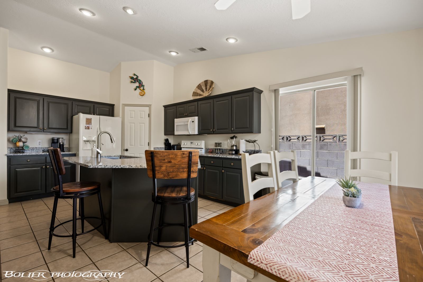 216  Cottonwood Dr