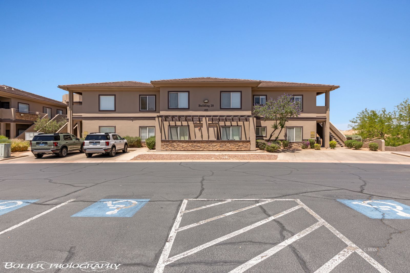 405  Paradise Parkway  #290