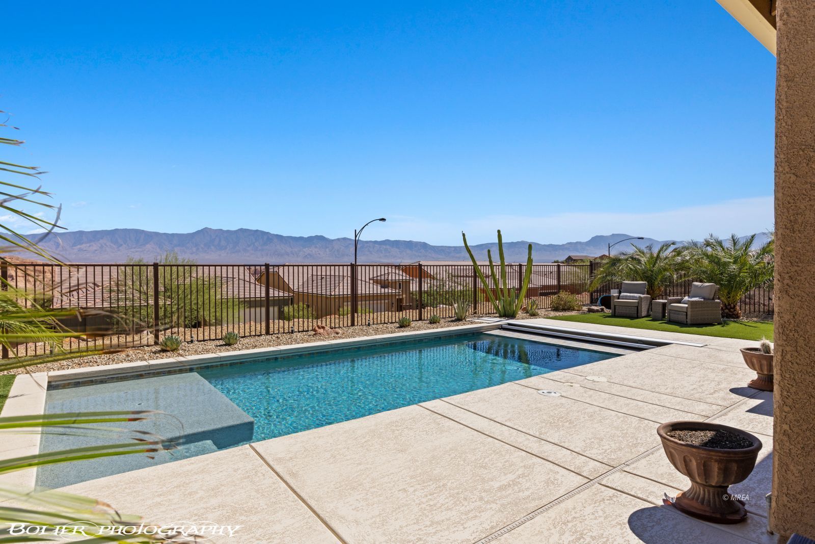 1244  Hidden Crest Ct 