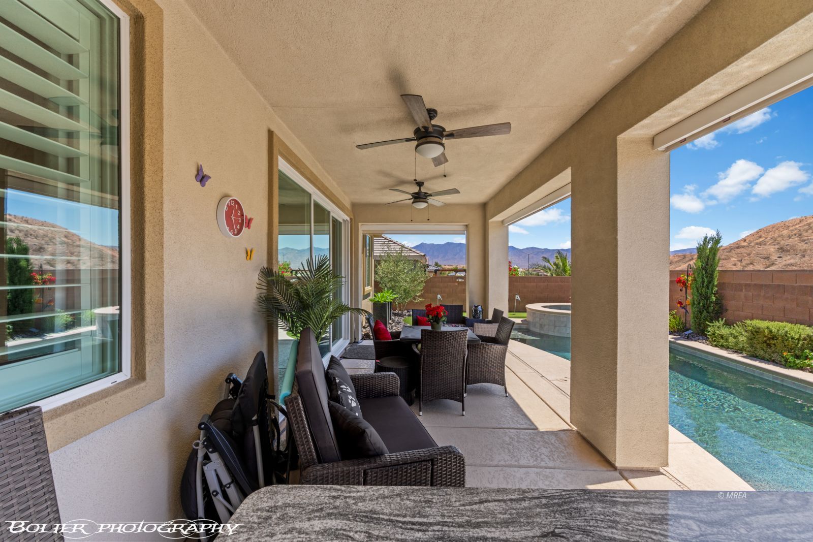 472  Paradise Valley Hts 