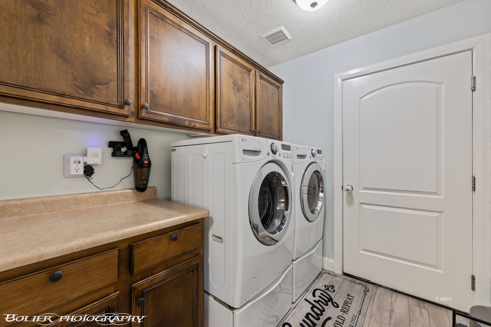 564  Desert Tortoise Way