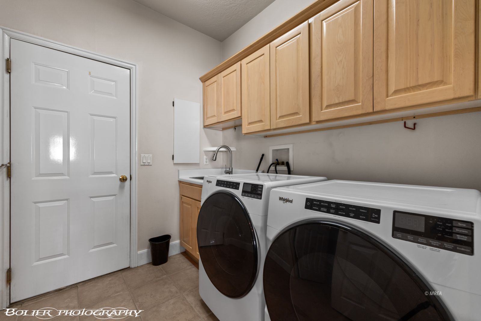 589  Casa Grande Cir