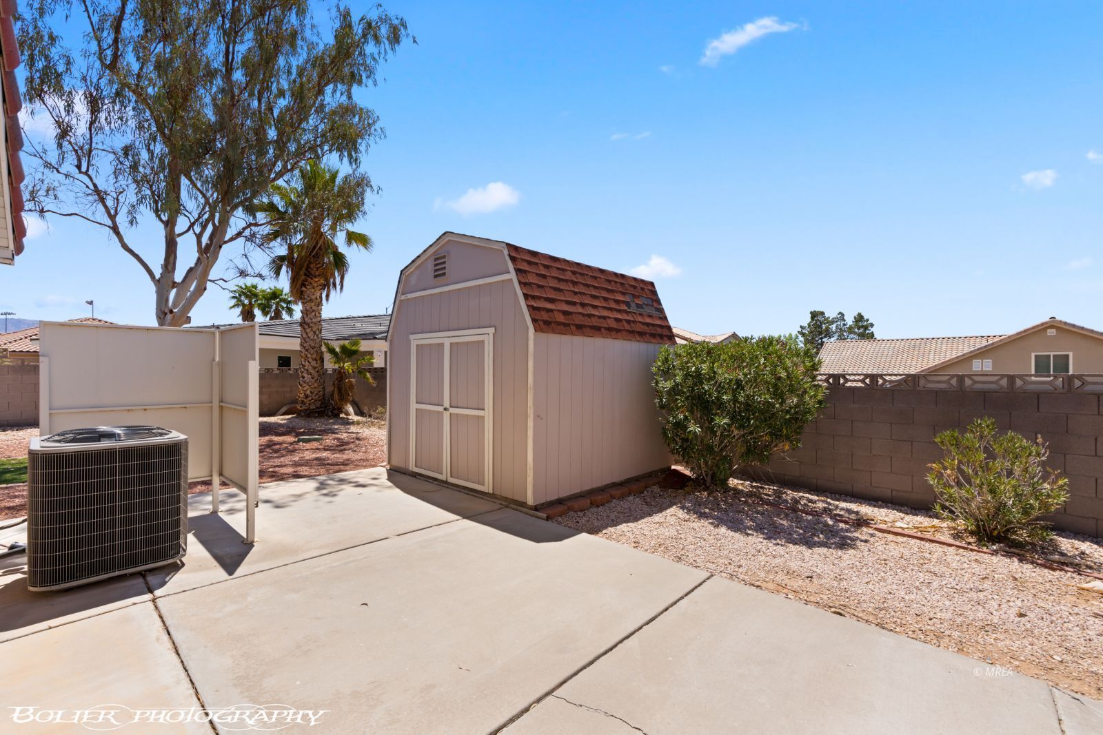 648  Valley View Dr