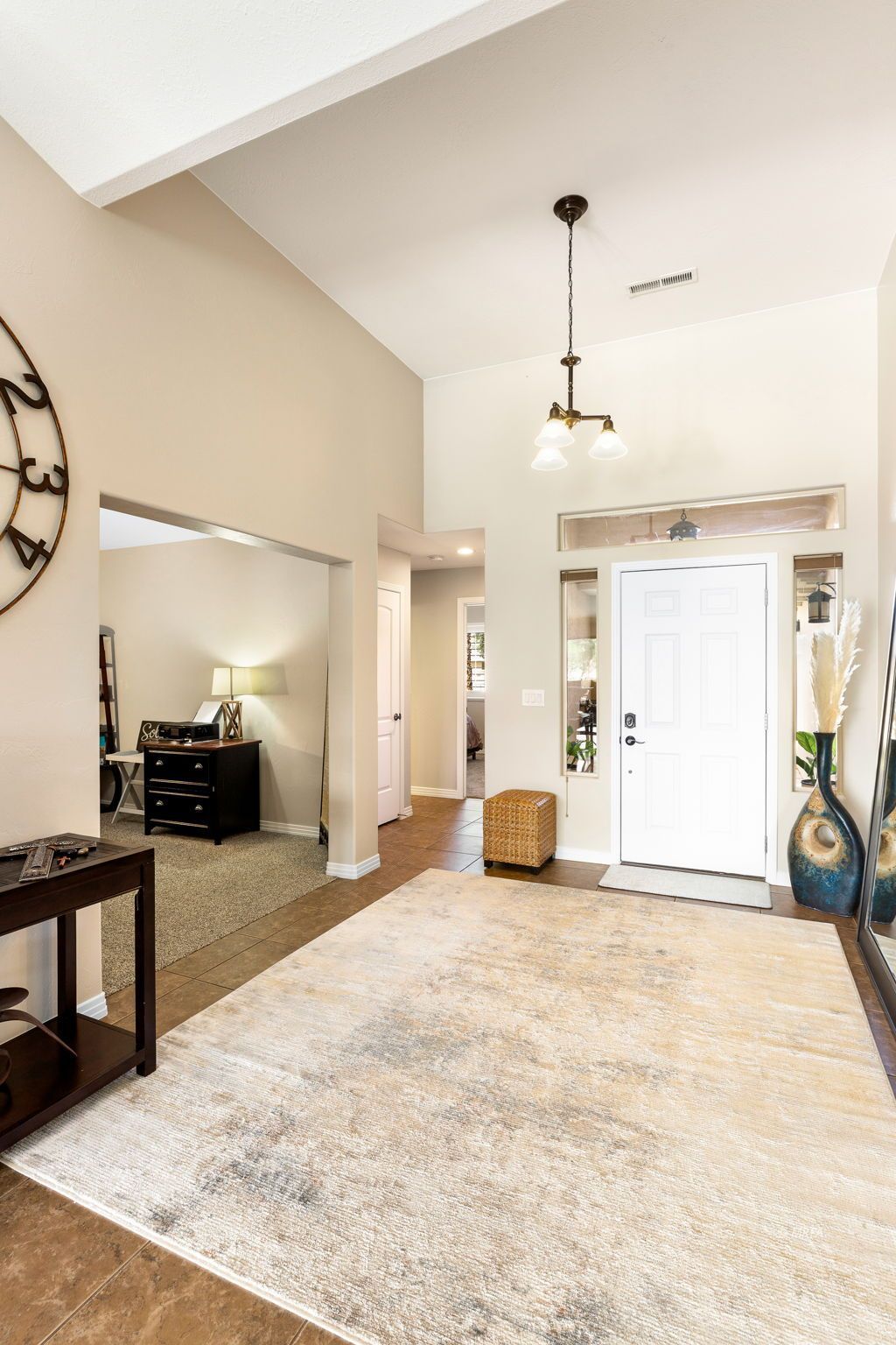 858  Falcon Glenn Dr