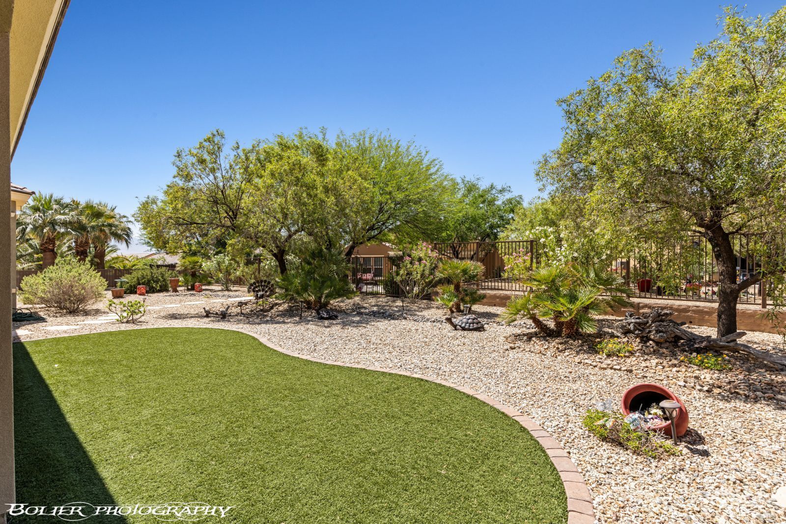 1067  Rim Rock Ridge 