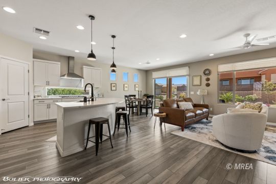 1090 ,Mesquite NV 89034