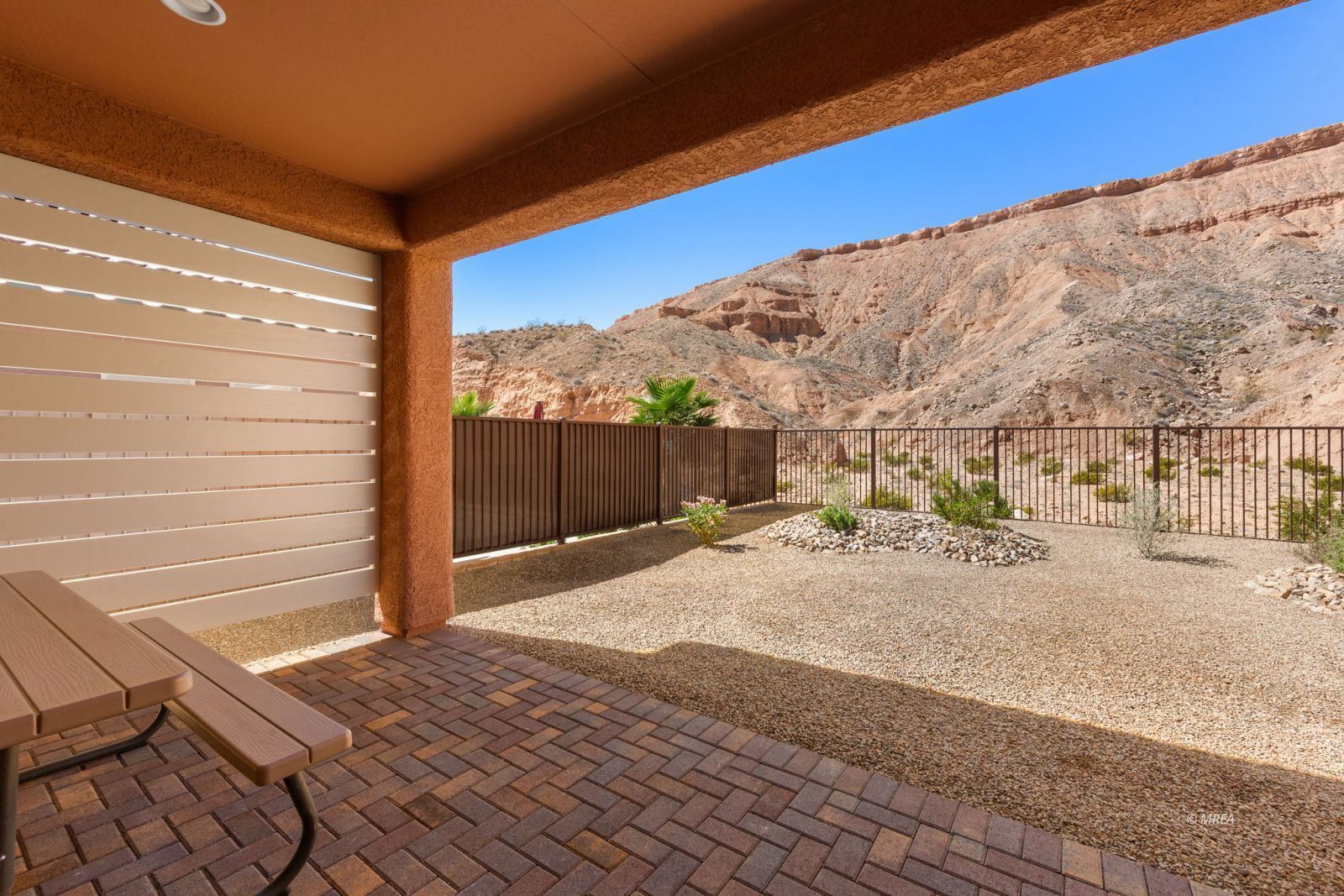 1481  Pin Cushion Rdg 