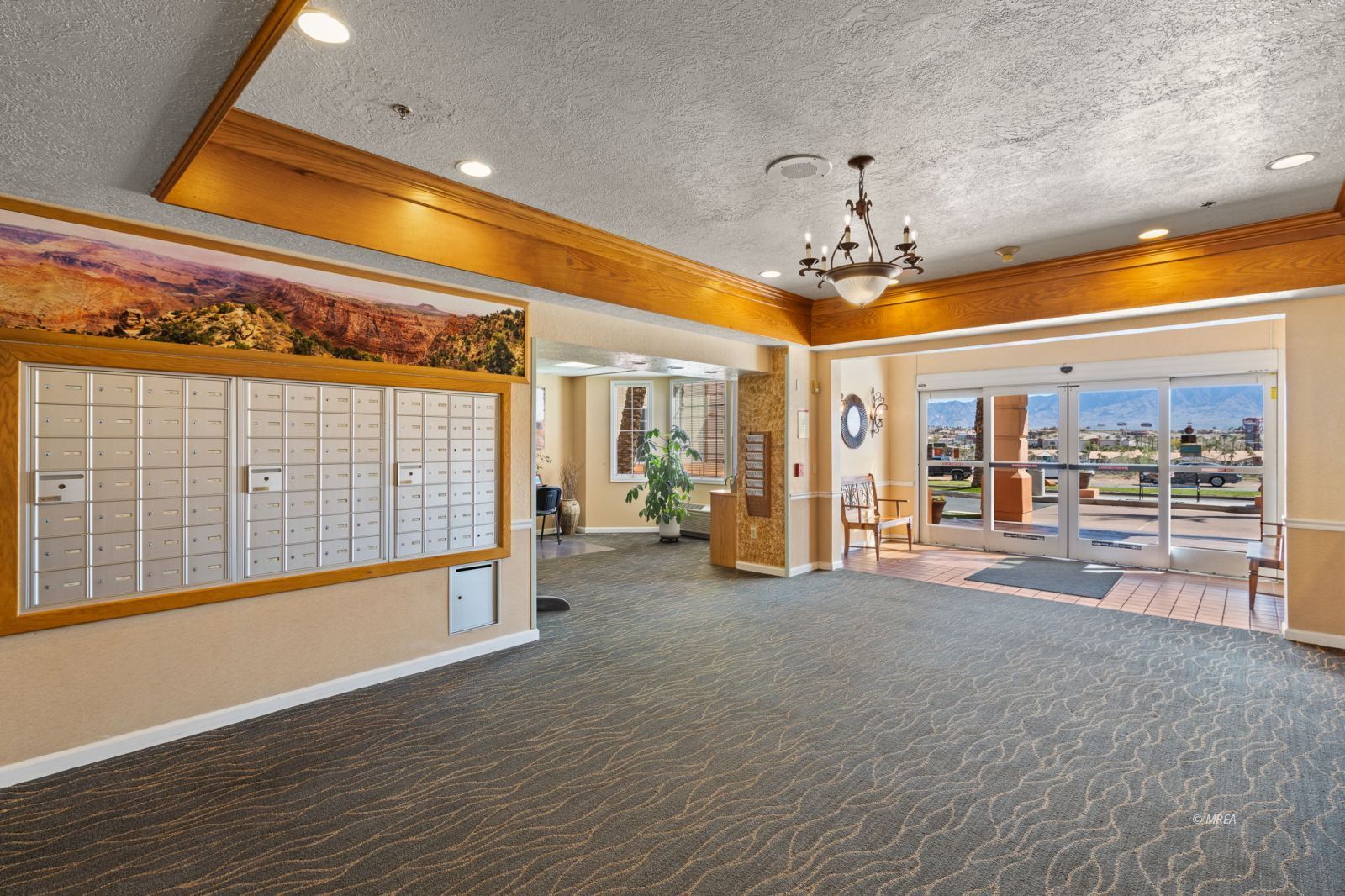 555  Highland Dr #330