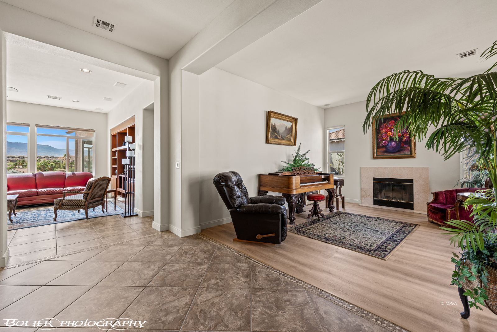 524  Mountainside Ct