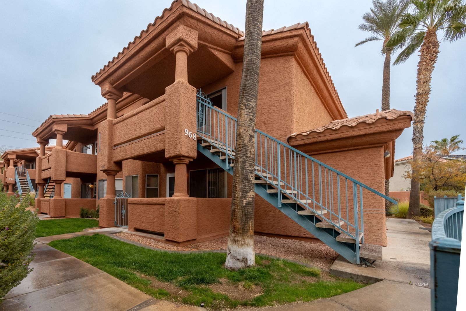 968  Mesquite Springs  #201