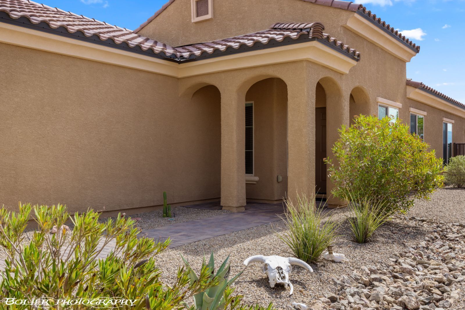 591  Bridle Path Cir