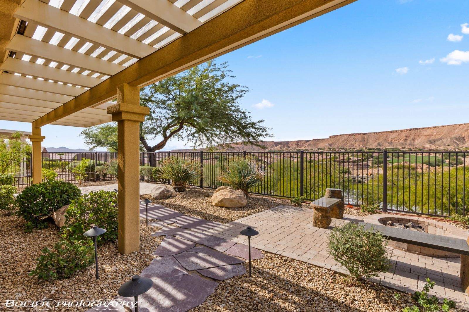 1113  Split Rail Ave