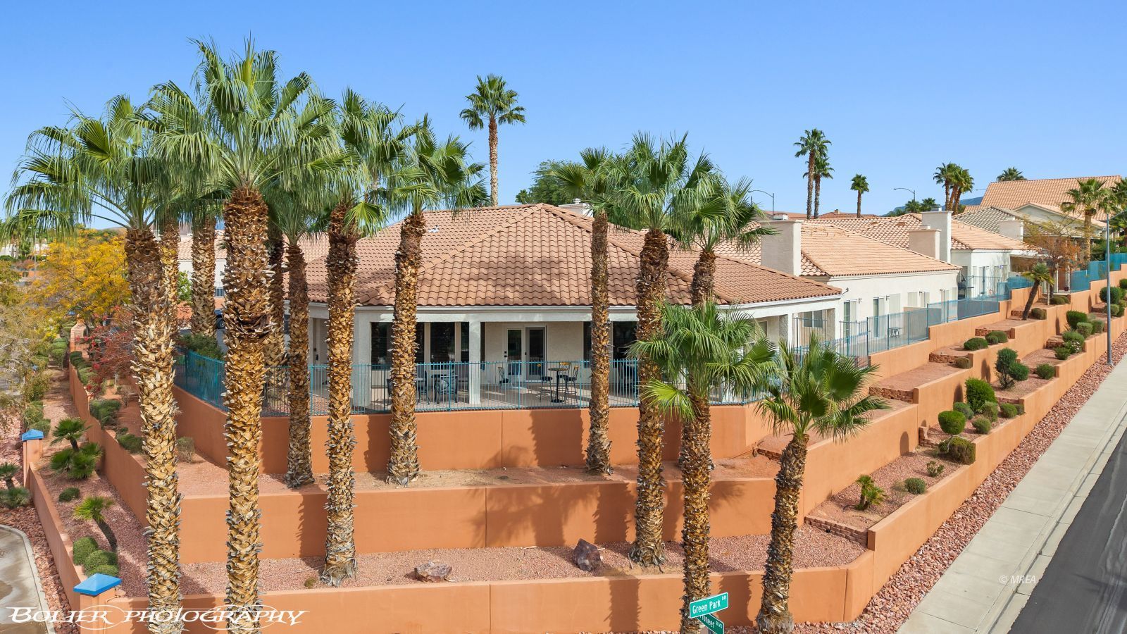 442  Crystal Canyon Dr