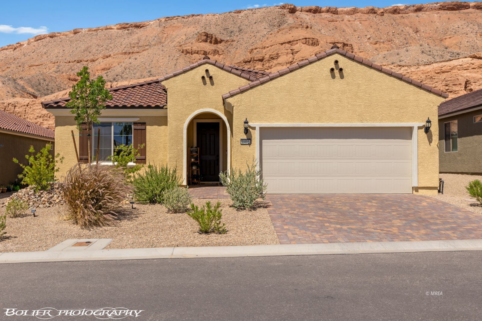 1405  Pin Cushion Ridge 