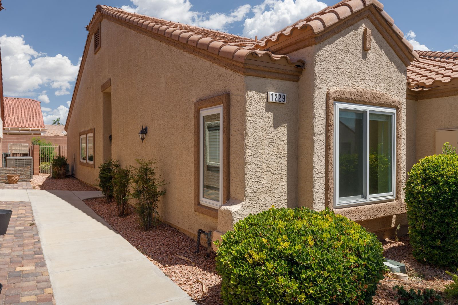 1229  Augusta Hills St