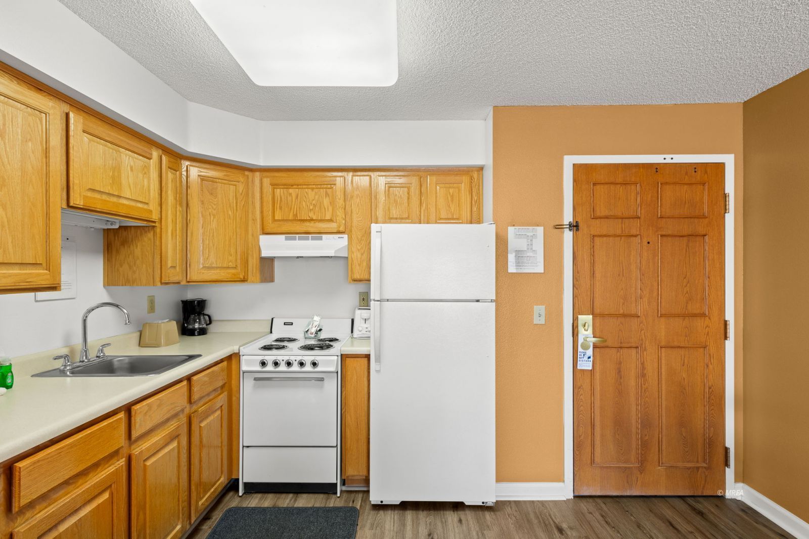 555  Highland Dr #307