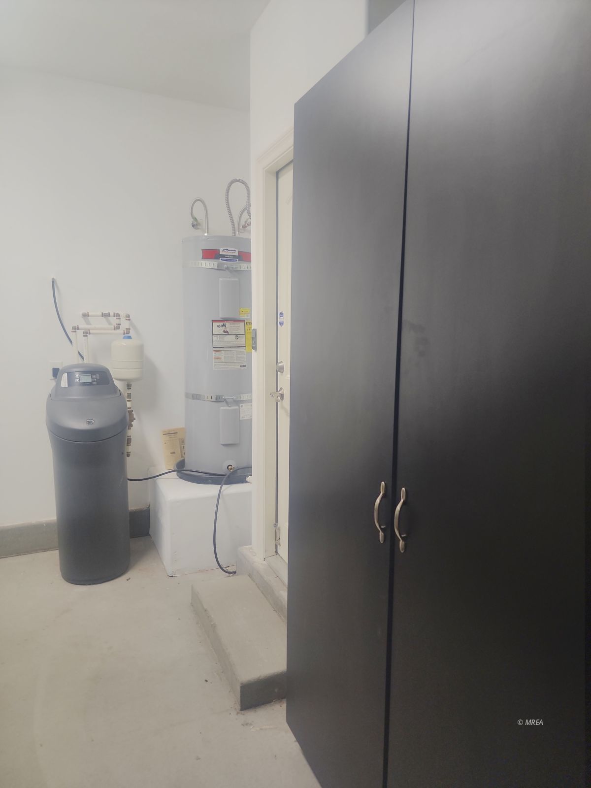 1355  Huntington Heights 