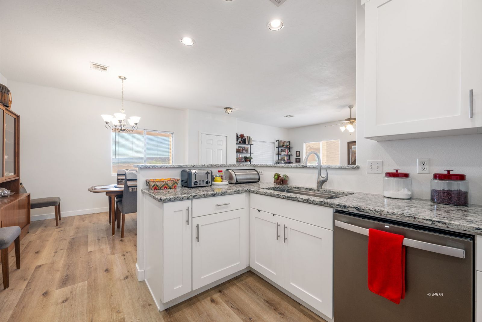 470  Turtle Back Rd #9B