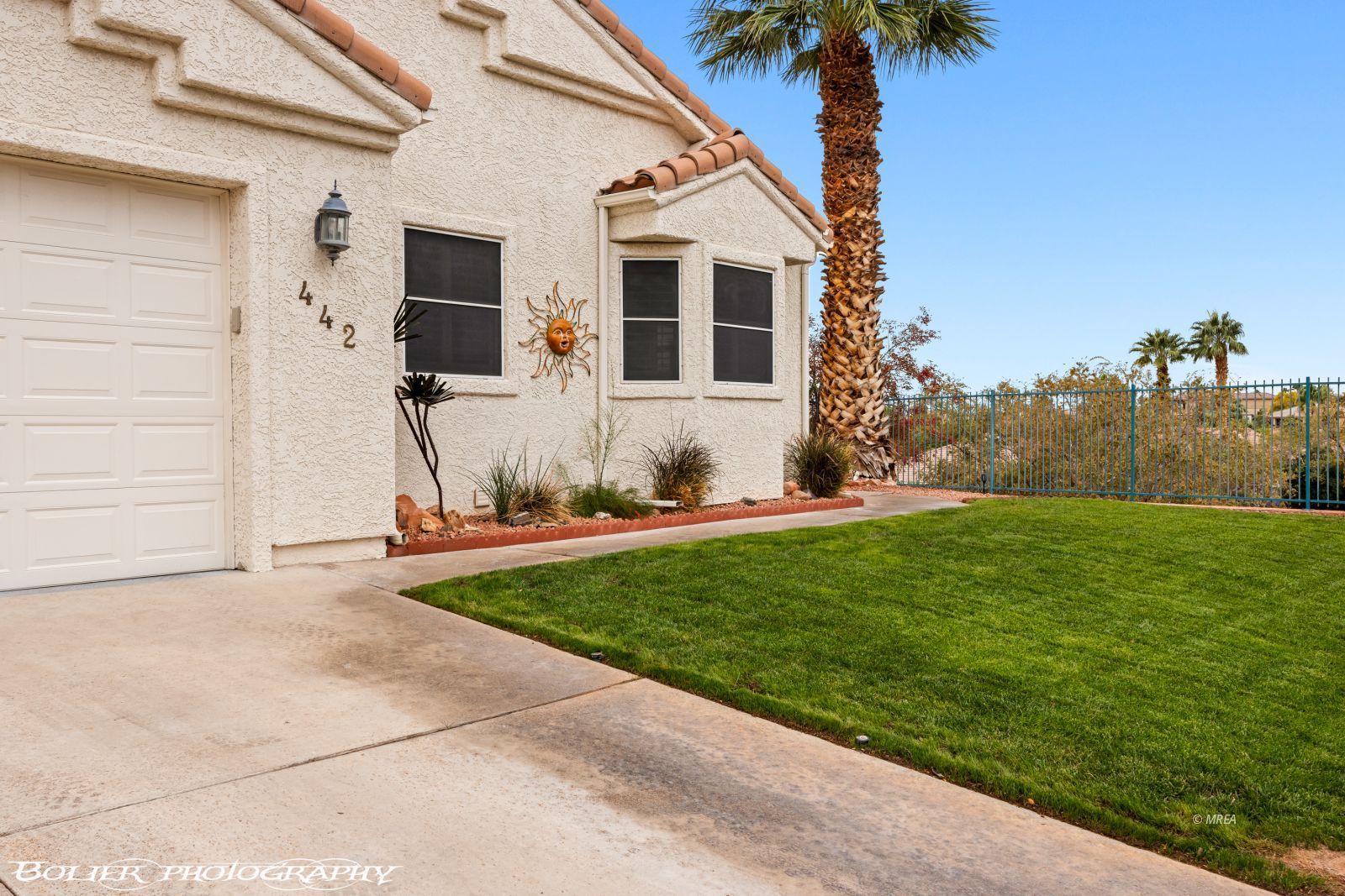 442  Crystal Canyon Dr