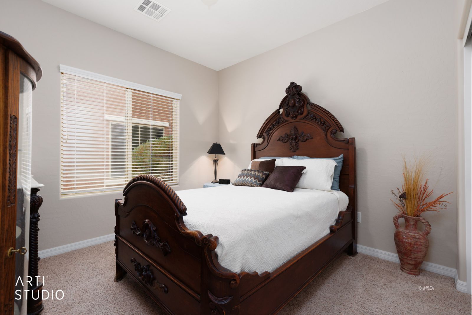 1292  Heritage Heights 